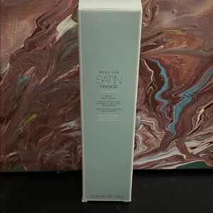 Mary Kay Satin Hands Shea Hand Soap in Soft Mint